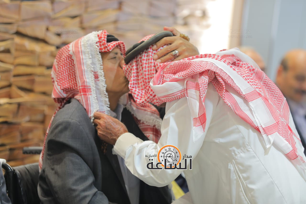 Madar Al-Saa Images 0.9056781360887225