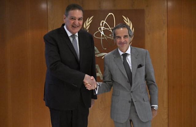 Madar Al-Saa Images 0.7117572952103037