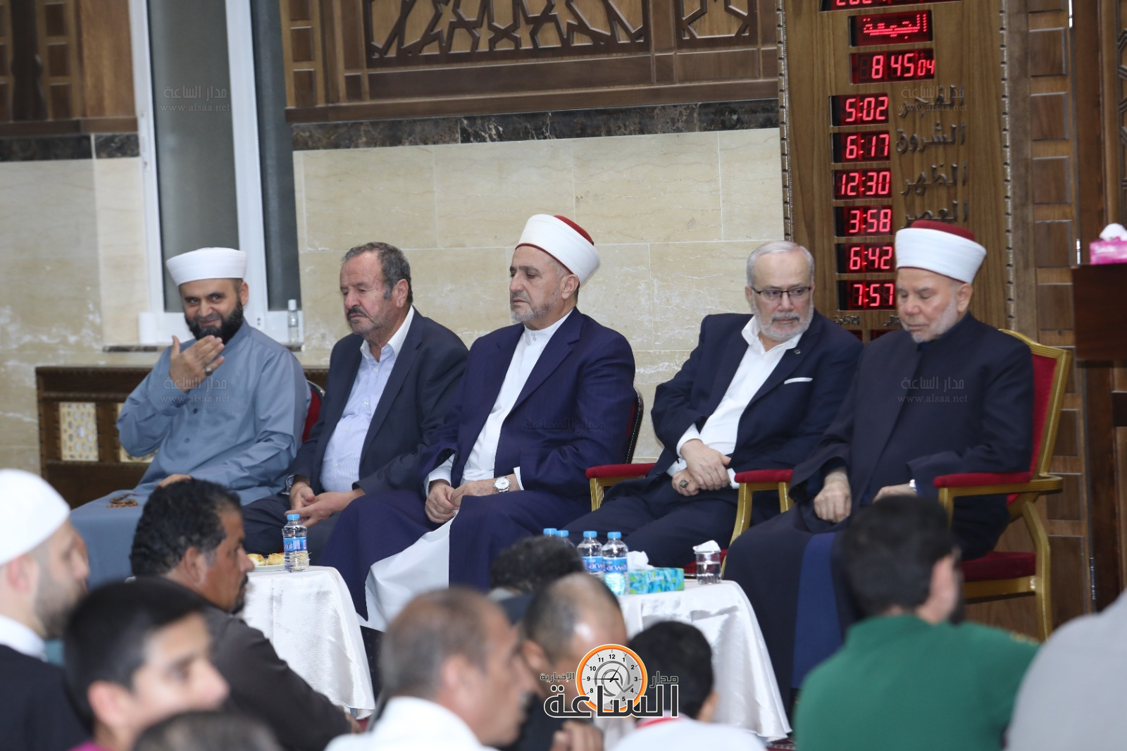 Madar Al-Saa Images 0.7944763463995583