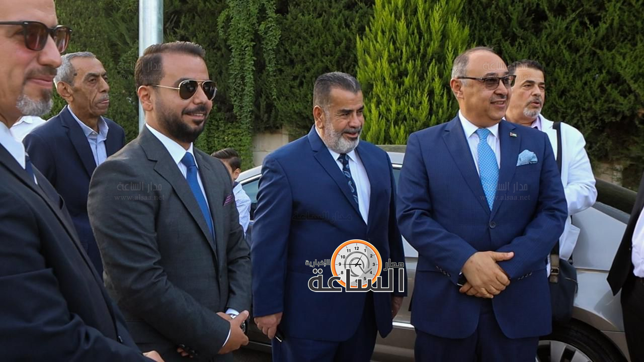 Madar Al-Saa Images 0.4745463524431819