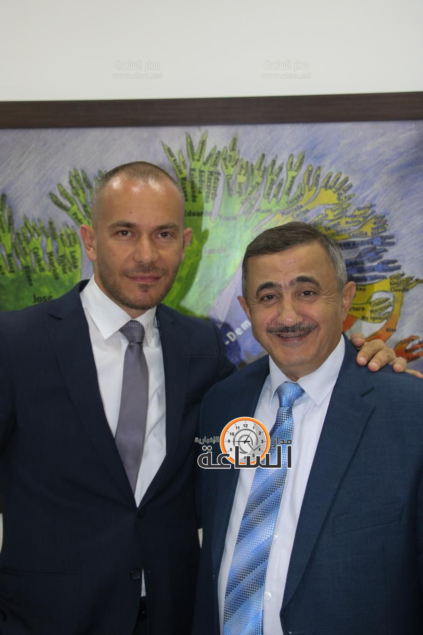 Madar Al-Saa Images 0.3446030849265196