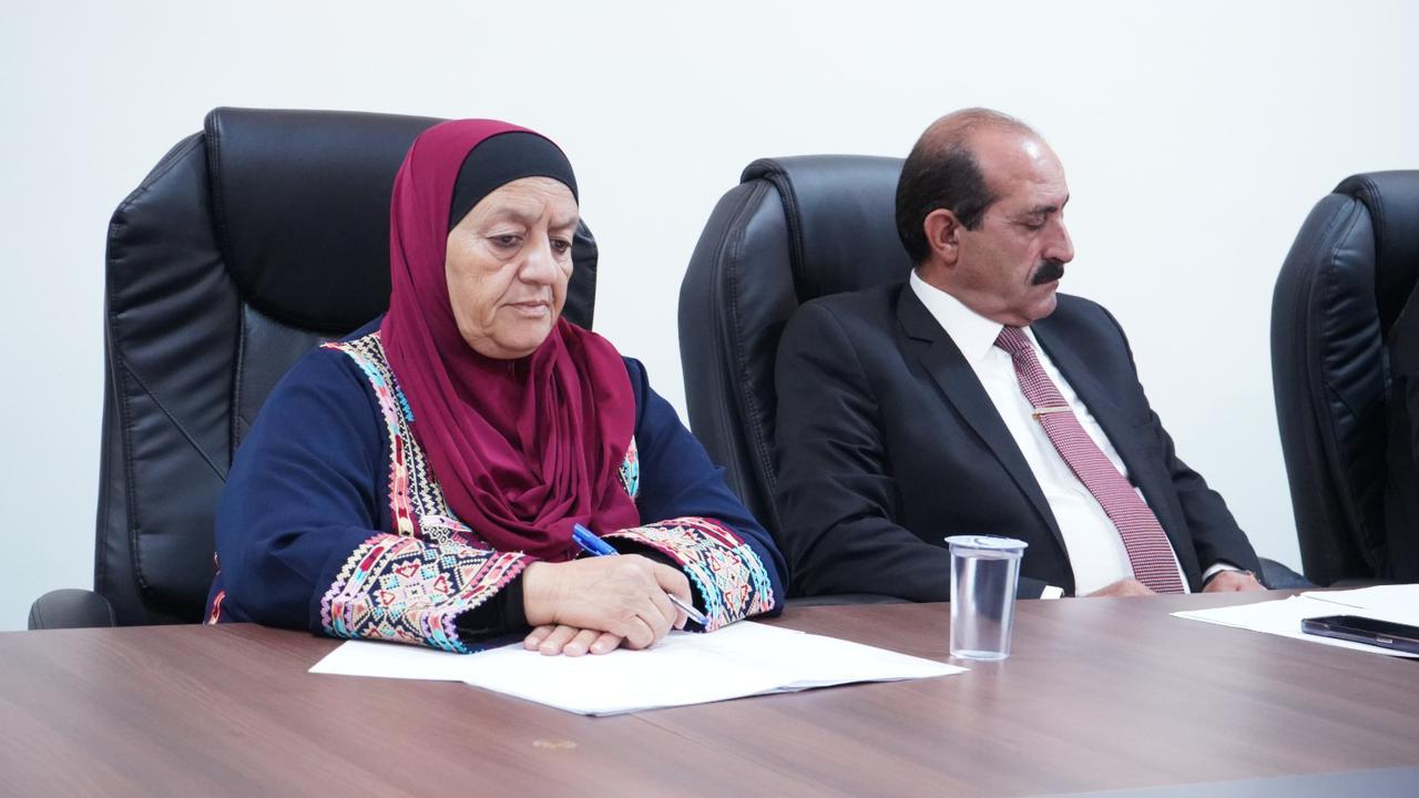 Madar Al-Saa Images 0.40264529388405945