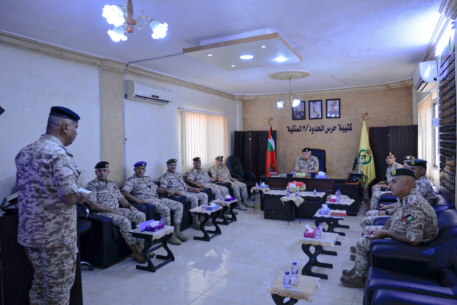 Madar Al-Saa Images 0.6237923227155189