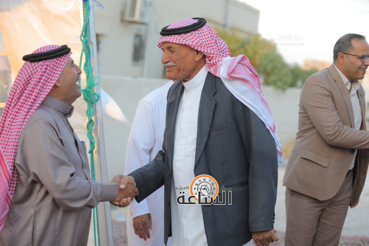 Madar Al-Saa Images 0.48847775030844476