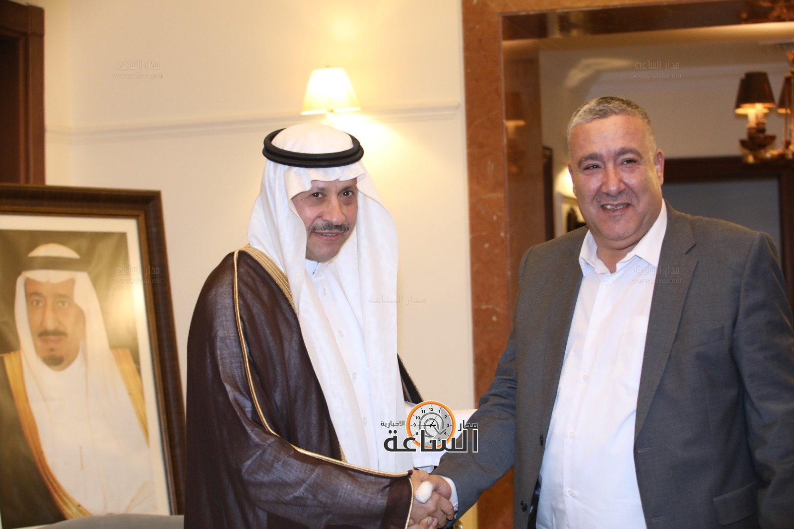 Madar Al-Saa Images 0.5964413023747115