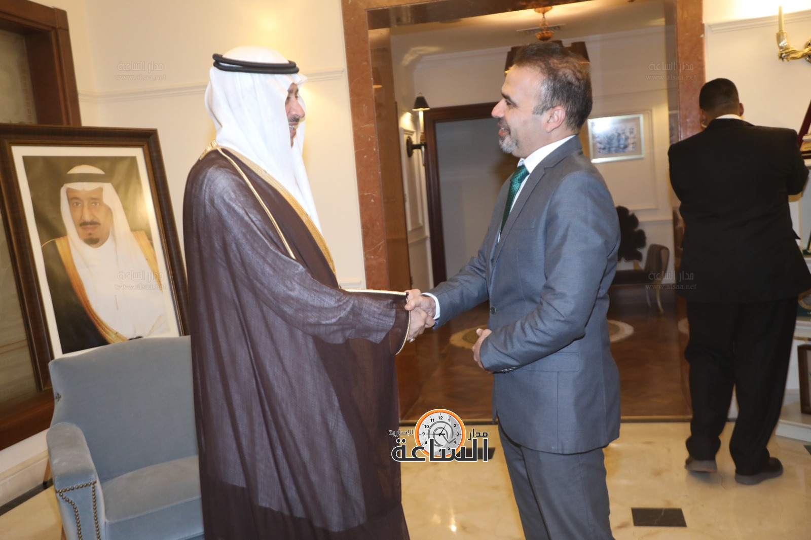 Madar Al-Saa Images 0.293922550460602