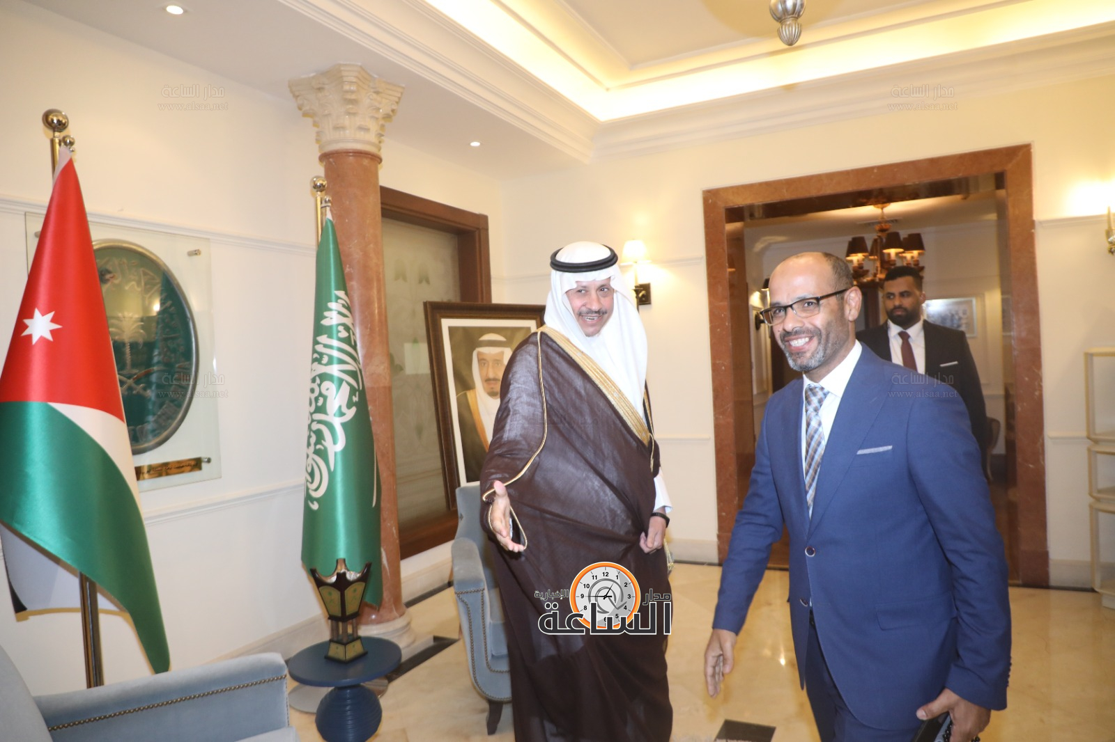 Madar Al-Saa Images 0.2141705052272116