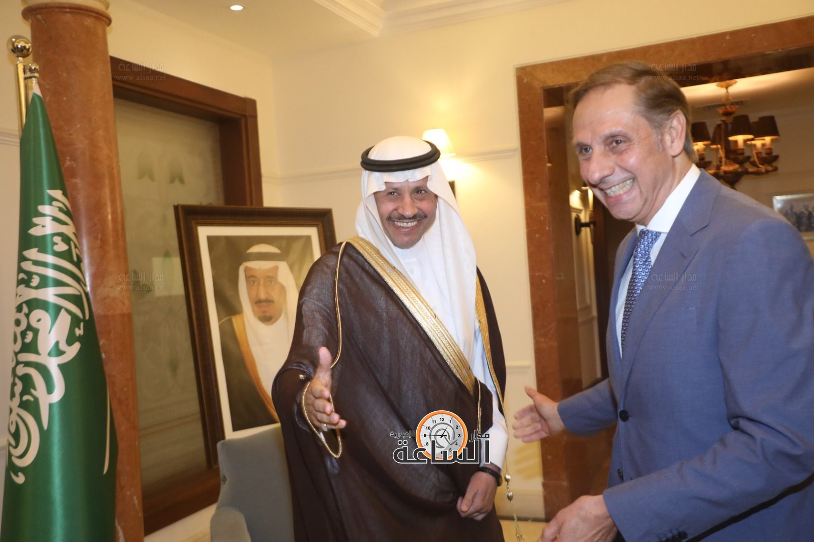 Madar Al-Saa Images 0.11745358094216396