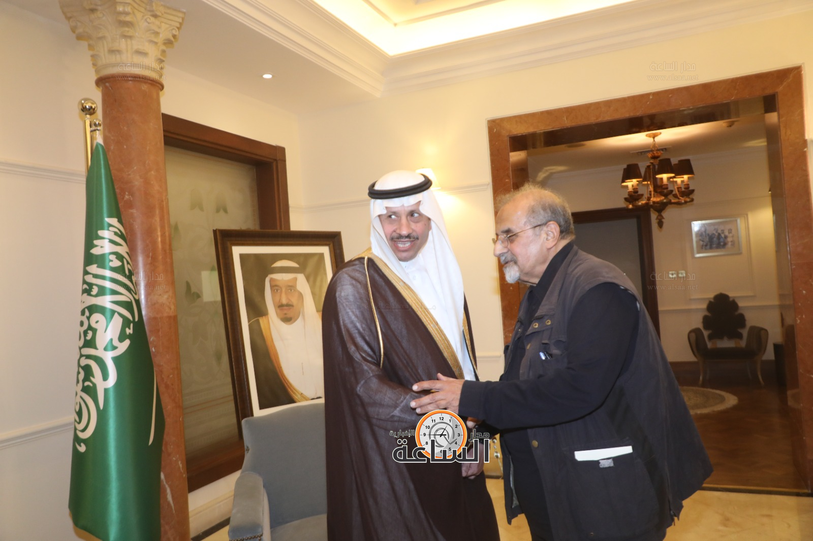 Madar Al-Saa Images 0.5908717489482287