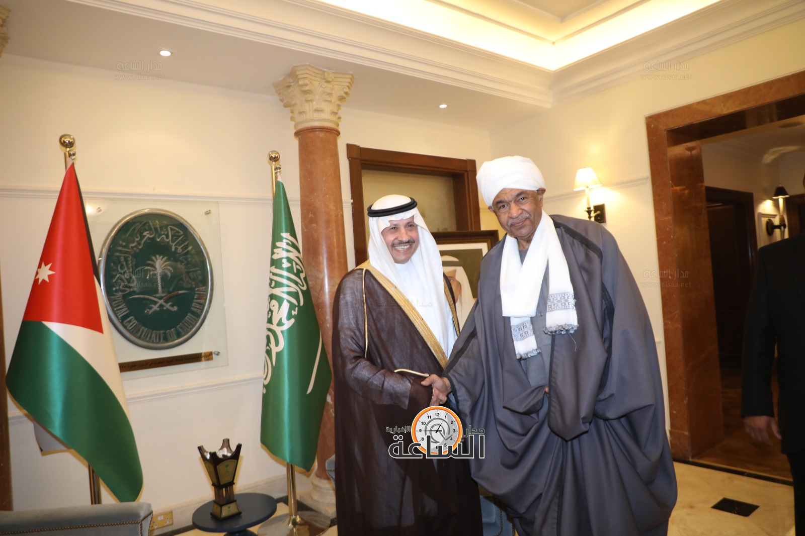 Madar Al-Saa Images 0.24063932578328262