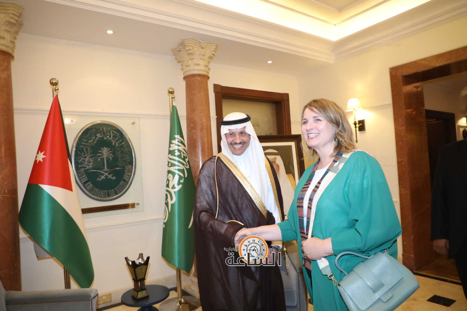 Madar Al-Saa Images 0.281470353511426