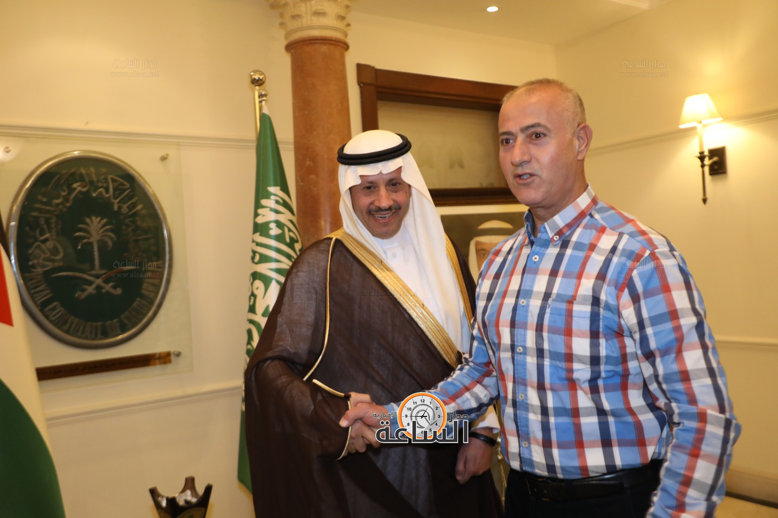 Madar Al-Saa Images 0.8780271535817945