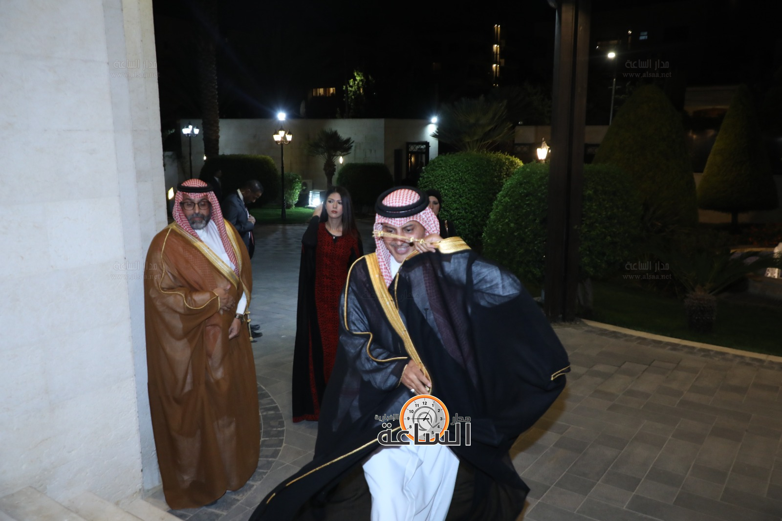 Madar Al-Saa Images 0.8518090655342798