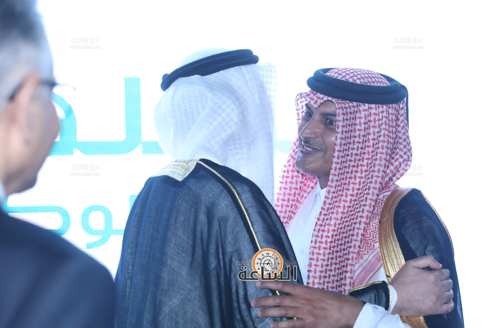 Madar Al-Saa Images 0.007995304471804188