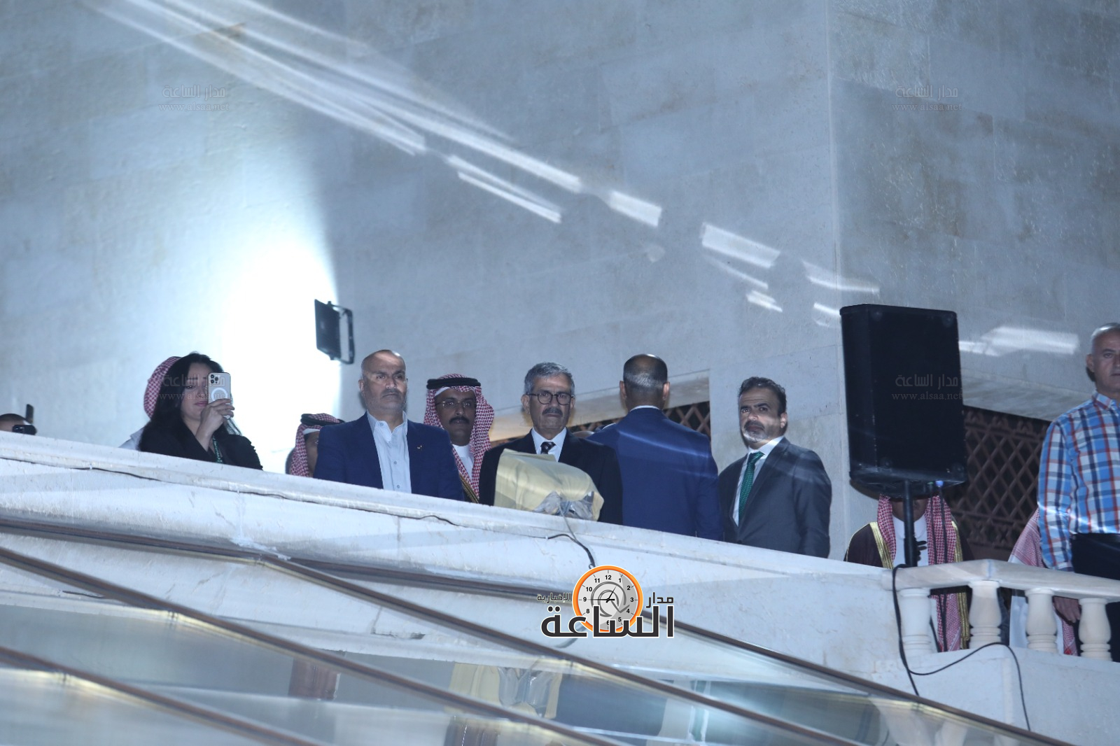 Madar Al-Saa Images 0.762666845024915