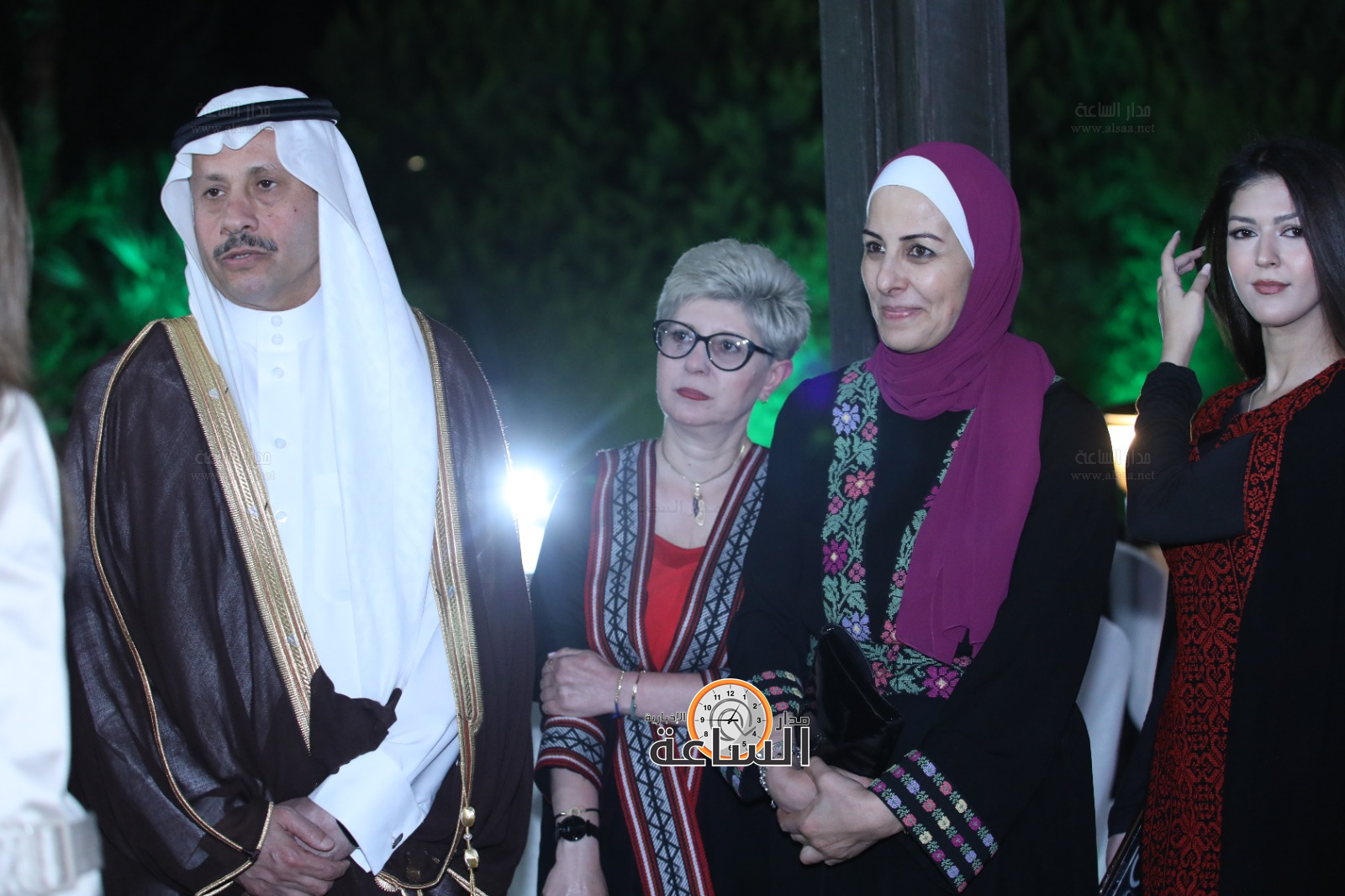 Madar Al-Saa Images 0.4236700102857549