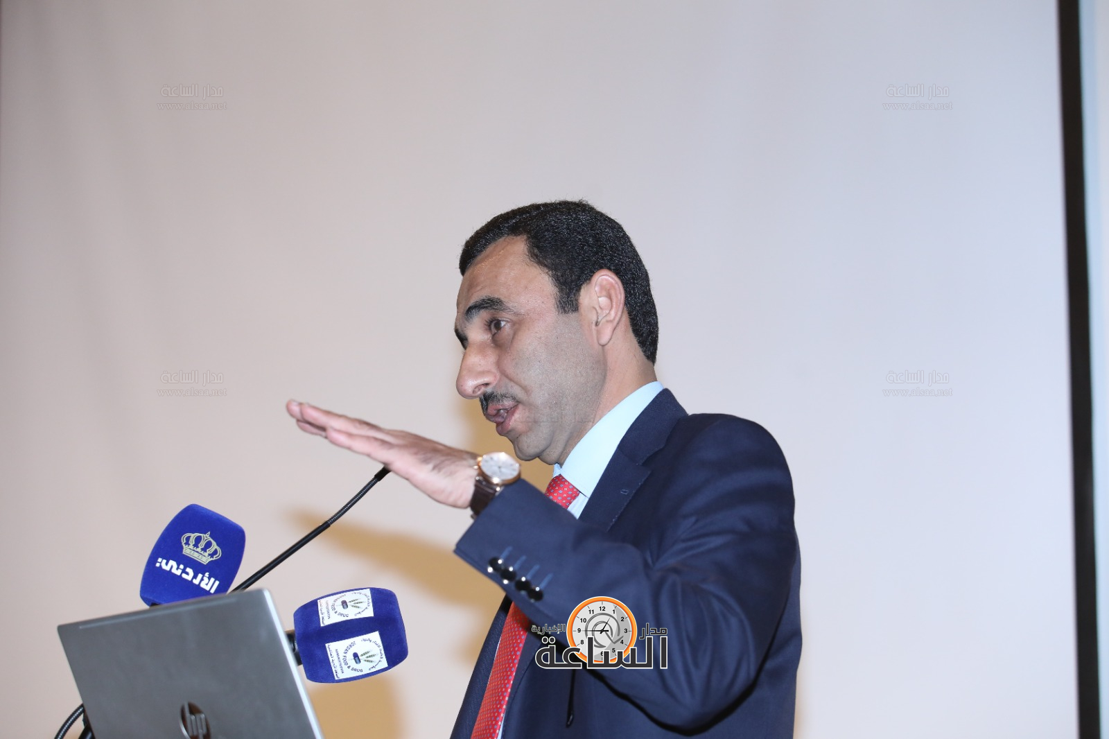 Madar Al-Saa Images 0.004337424024066117