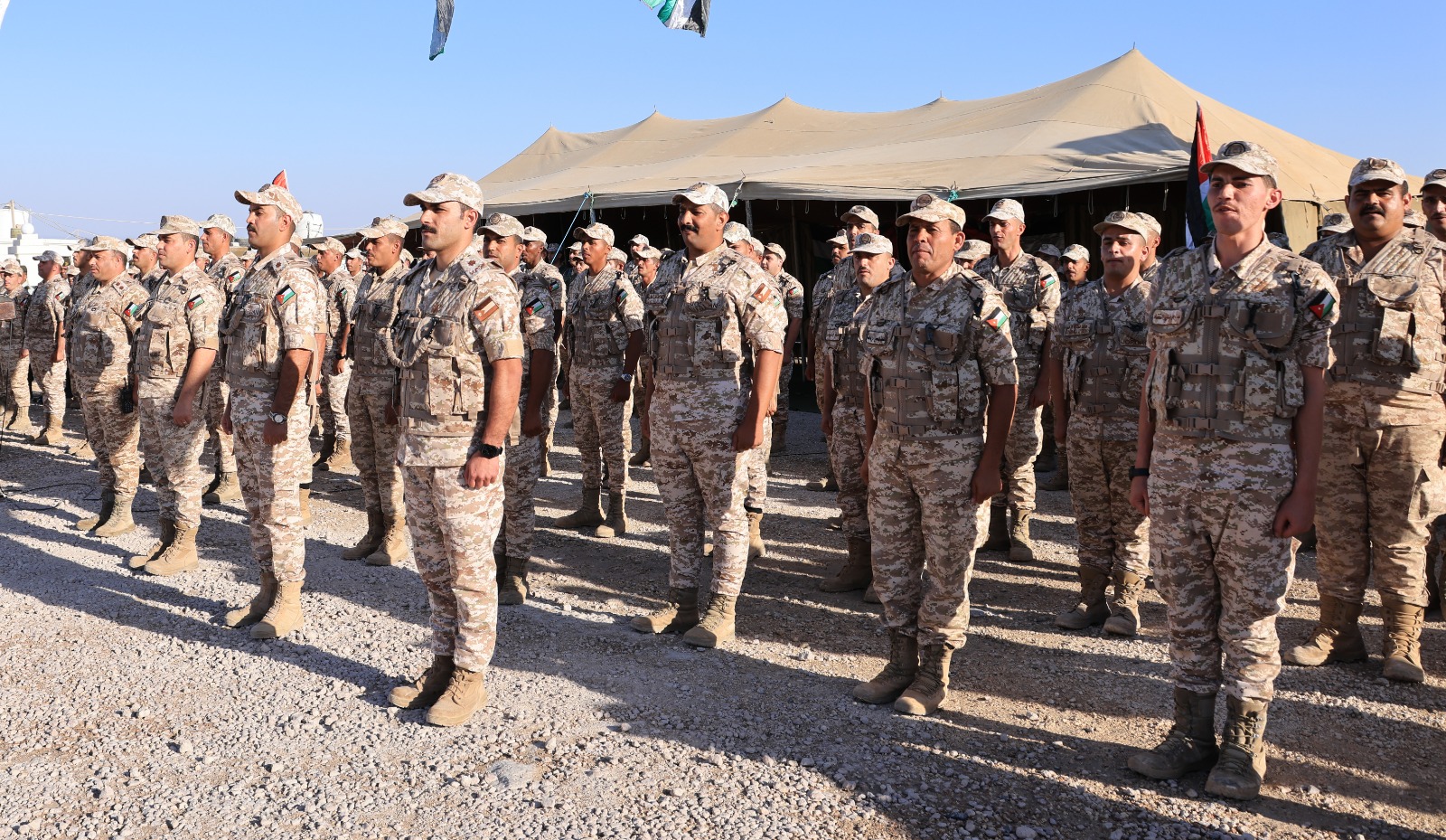 Madar Al-Saa Images 0.8894387222345732