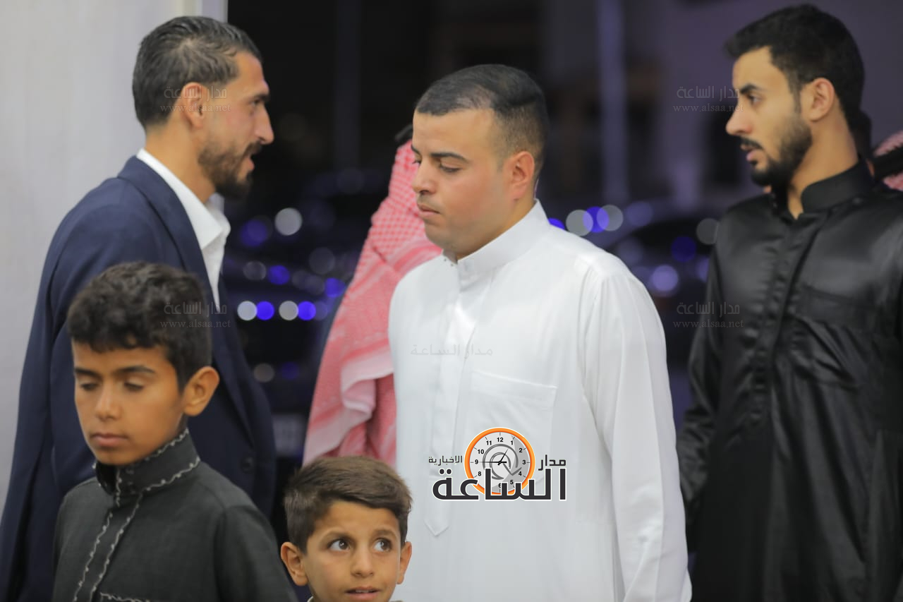 Madar Al-Saa Images 0.4865830244414726