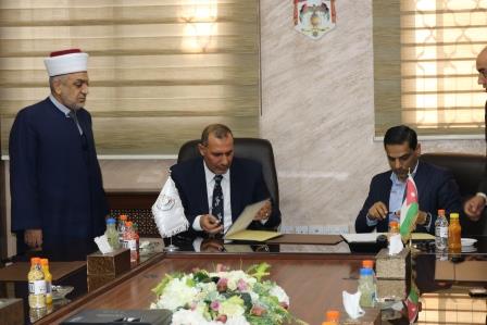 Madar Al-Saa Images 0.01878074908524363