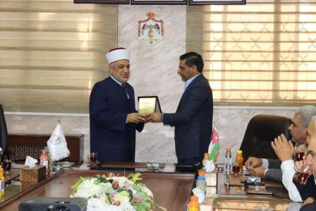 Madar Al-Saa Images 0.7954429637544886