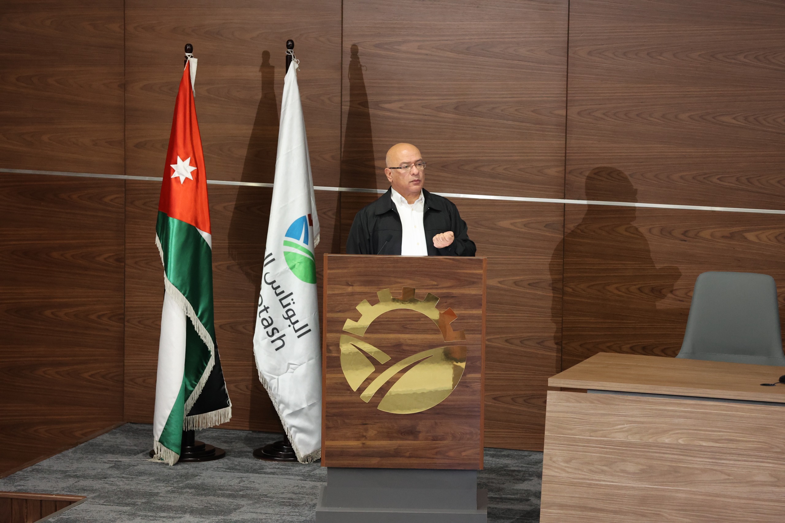 Madar Al-Saa Images 0.5397348576645948