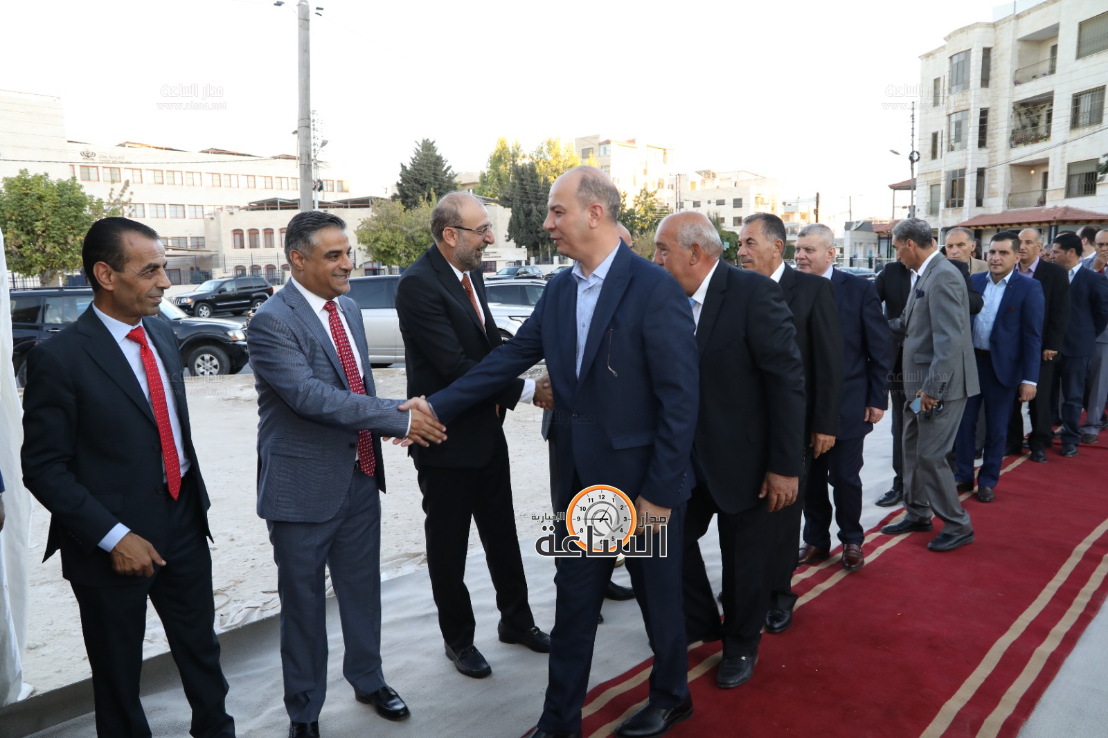 Madar Al-Saa Images 0.48376391497121807