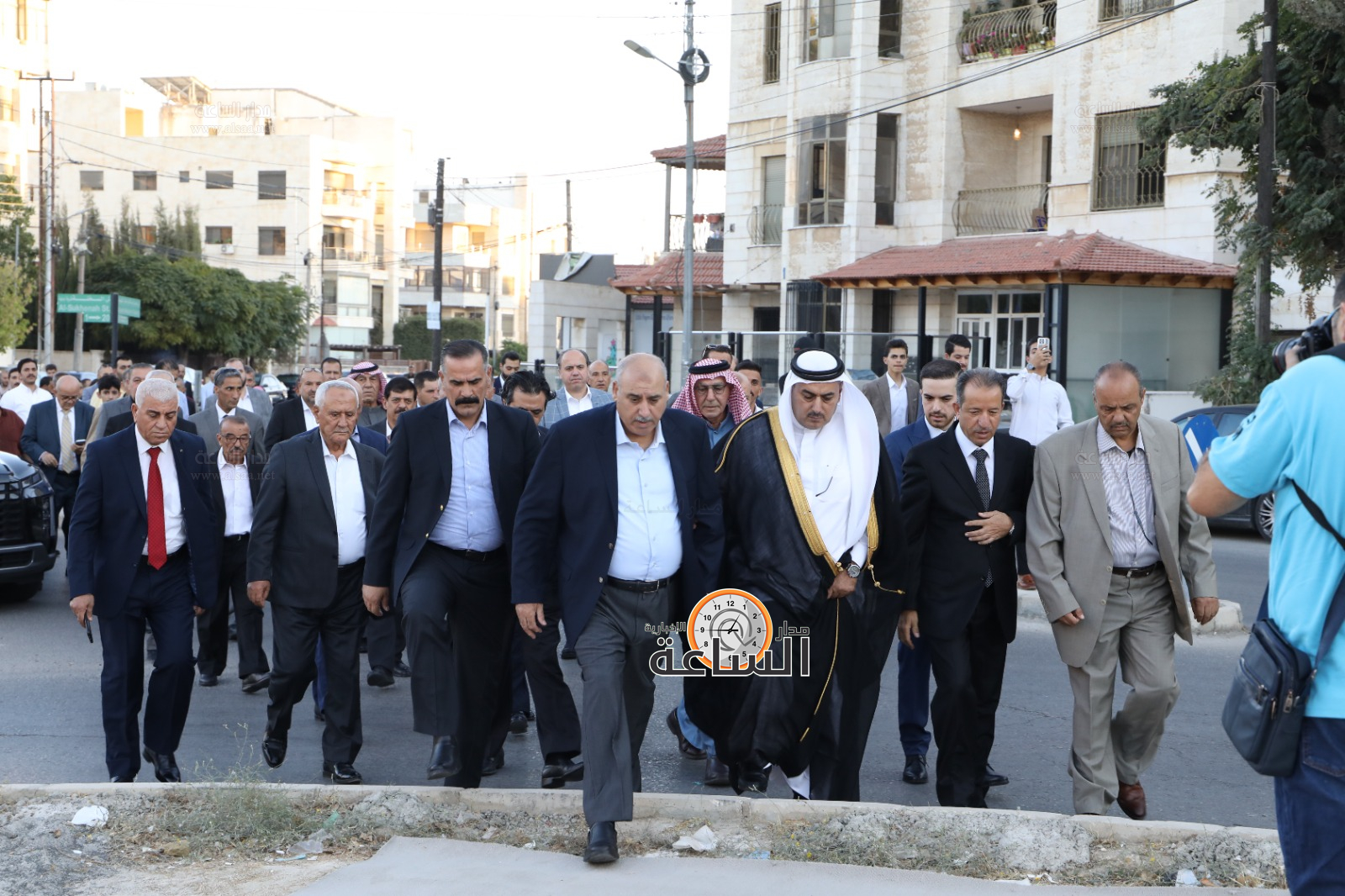 Madar Al-Saa Images 0.5122765432226208