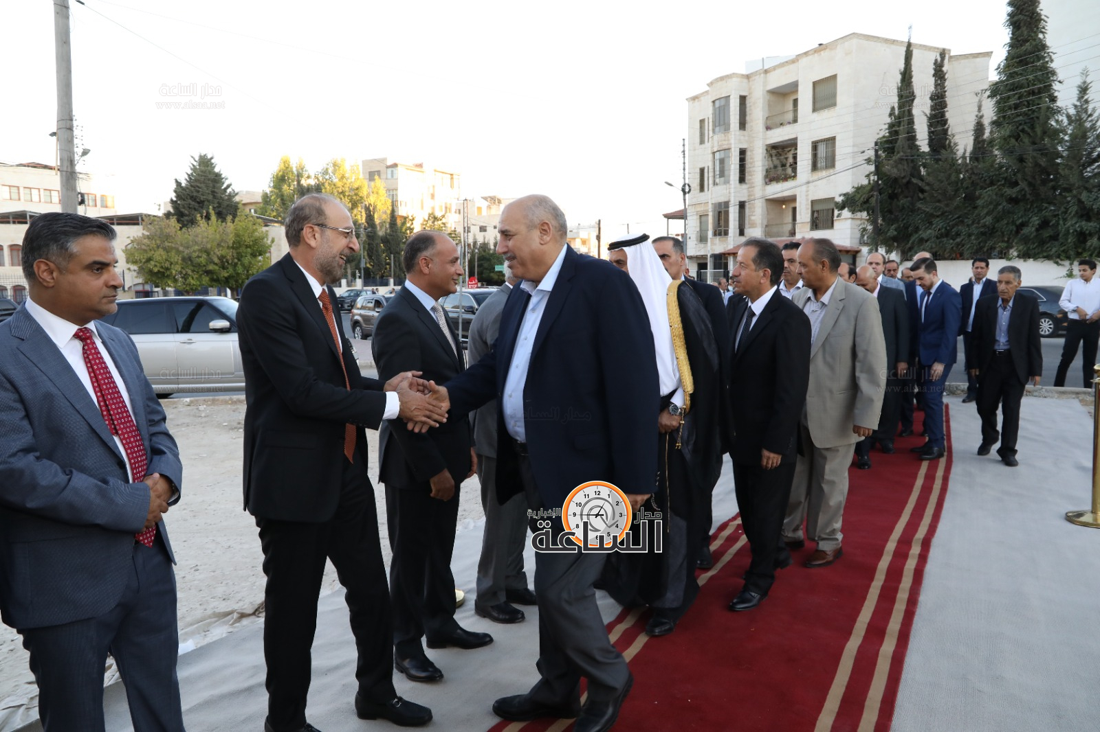 Madar Al-Saa Images 0.7049071257497452