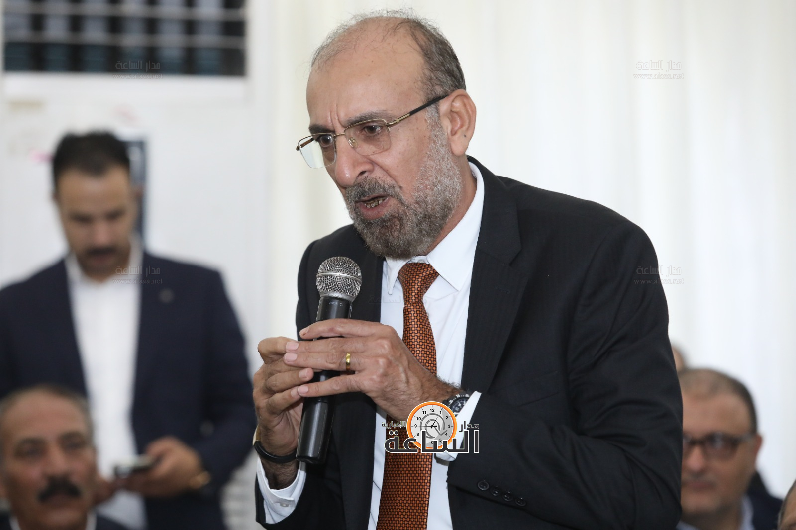 Madar Al-Saa Images 0.4836077905336298