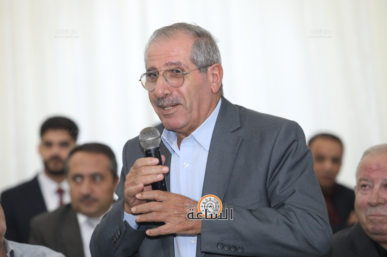 Madar Al-Saa Images 0.6129245362539872