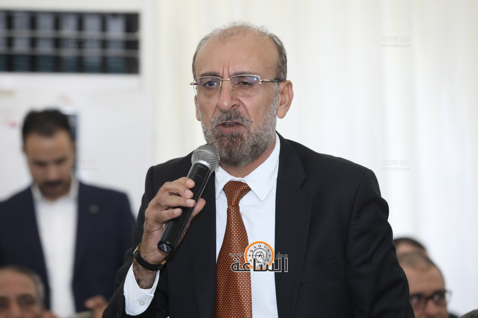 Madar Al-Saa Images 0.816059546157585