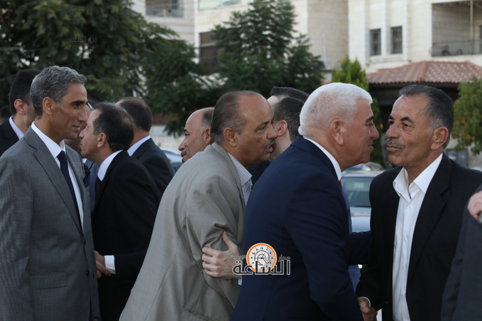 Madar Al-Saa Images 0.04452650387969115