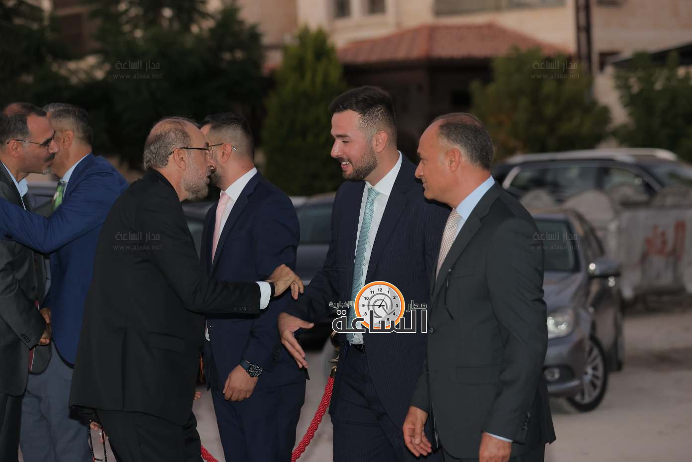 Madar Al-Saa Images 0.16232356057598407