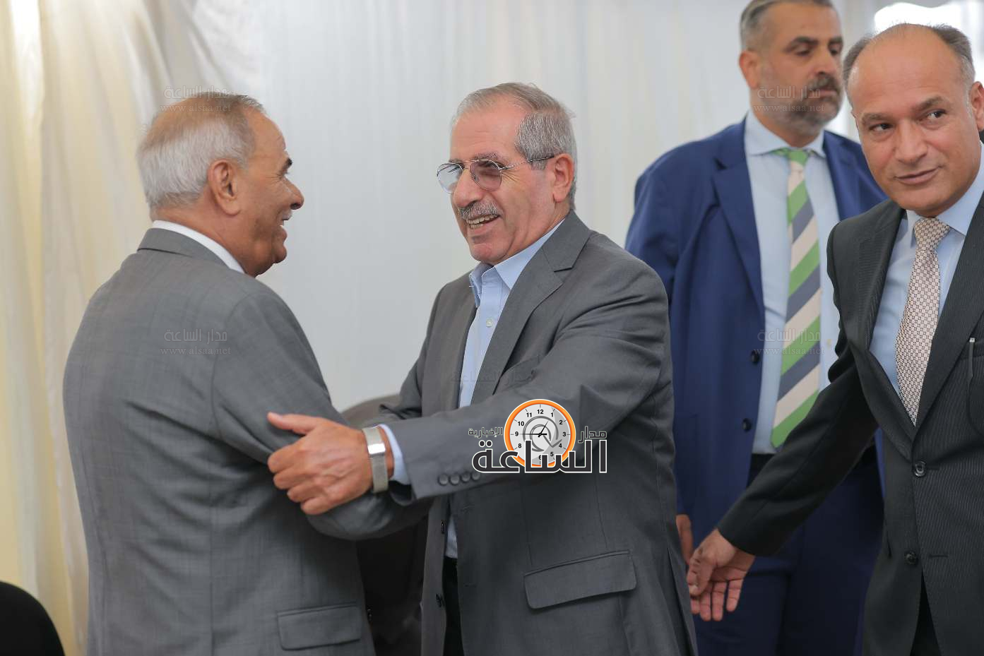 Madar Al-Saa Images 0.16309237619380812