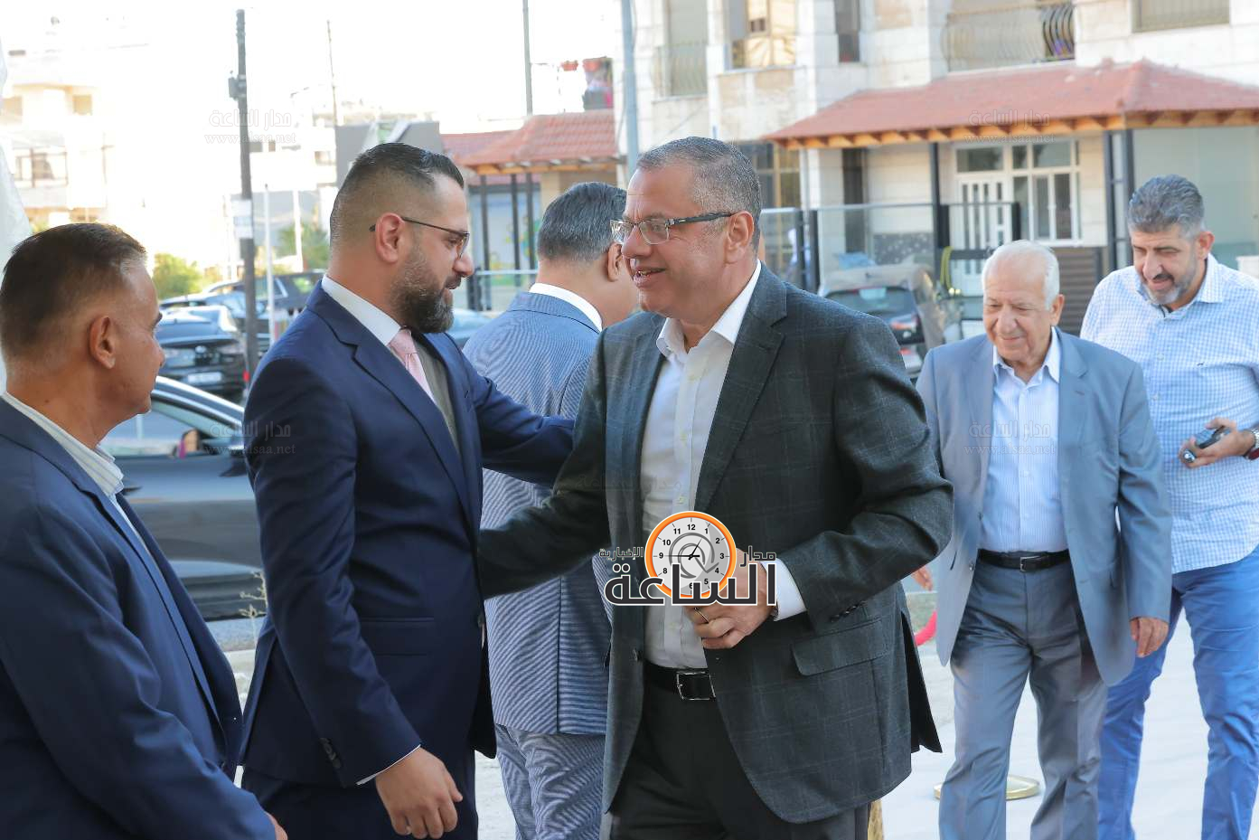 Madar Al-Saa Images 0.1695516230470404