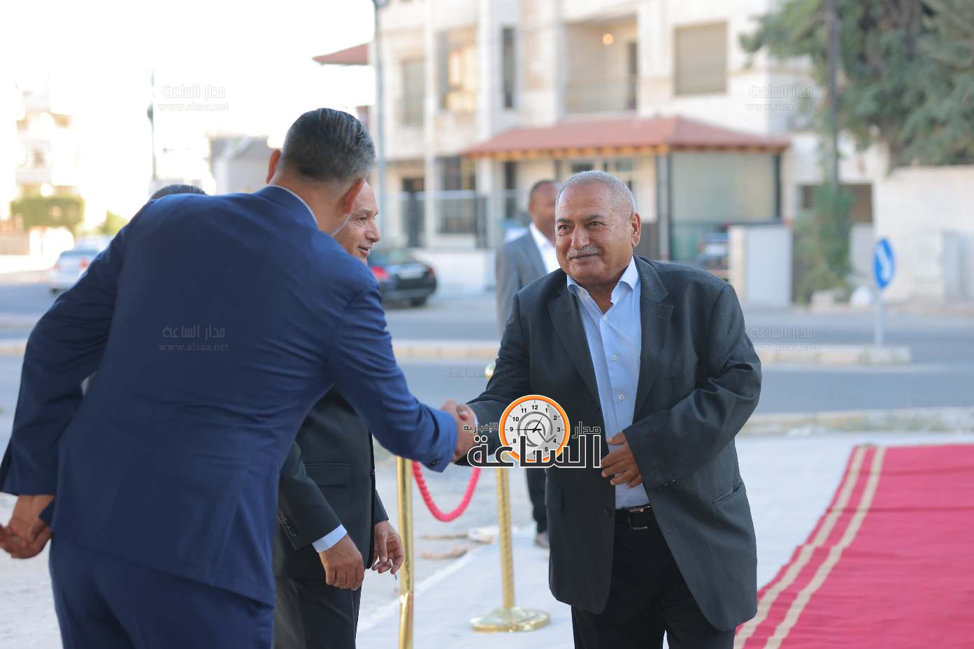 Madar Al-Saa Images 0.30158219835572475