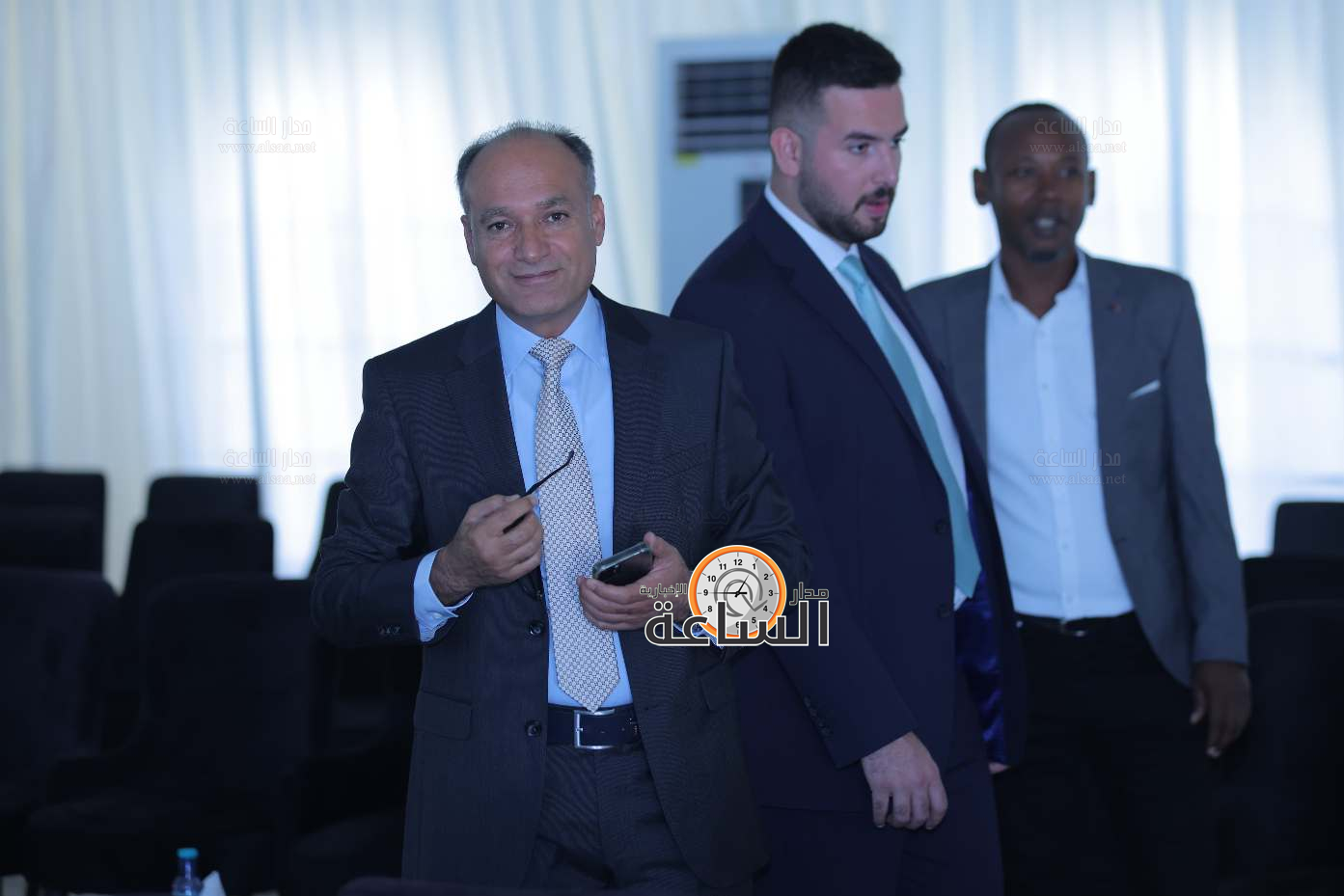 Madar Al-Saa Images 0.1630635275989316