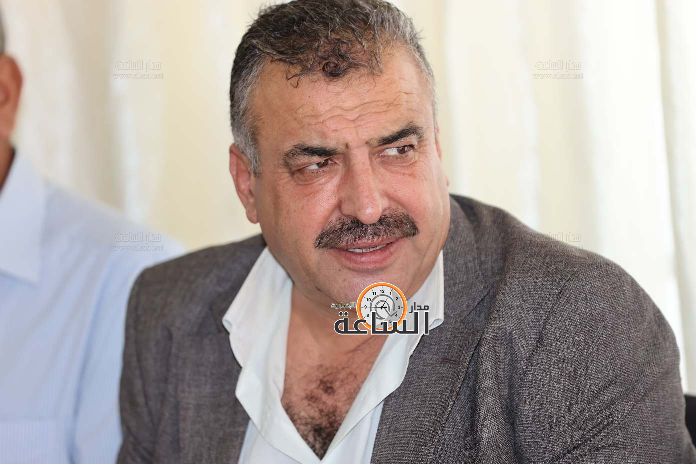 Madar Al-Saa Images 0.9612572039637972