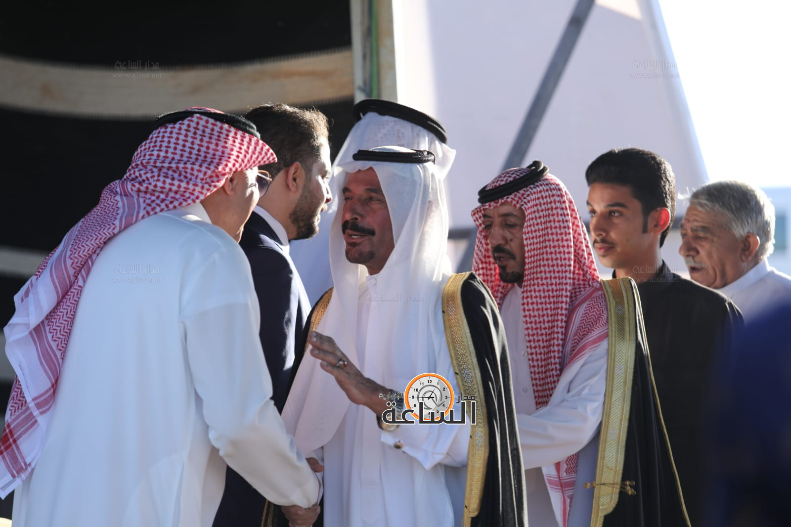 Madar Al-Saa Images 0.5807299750391379