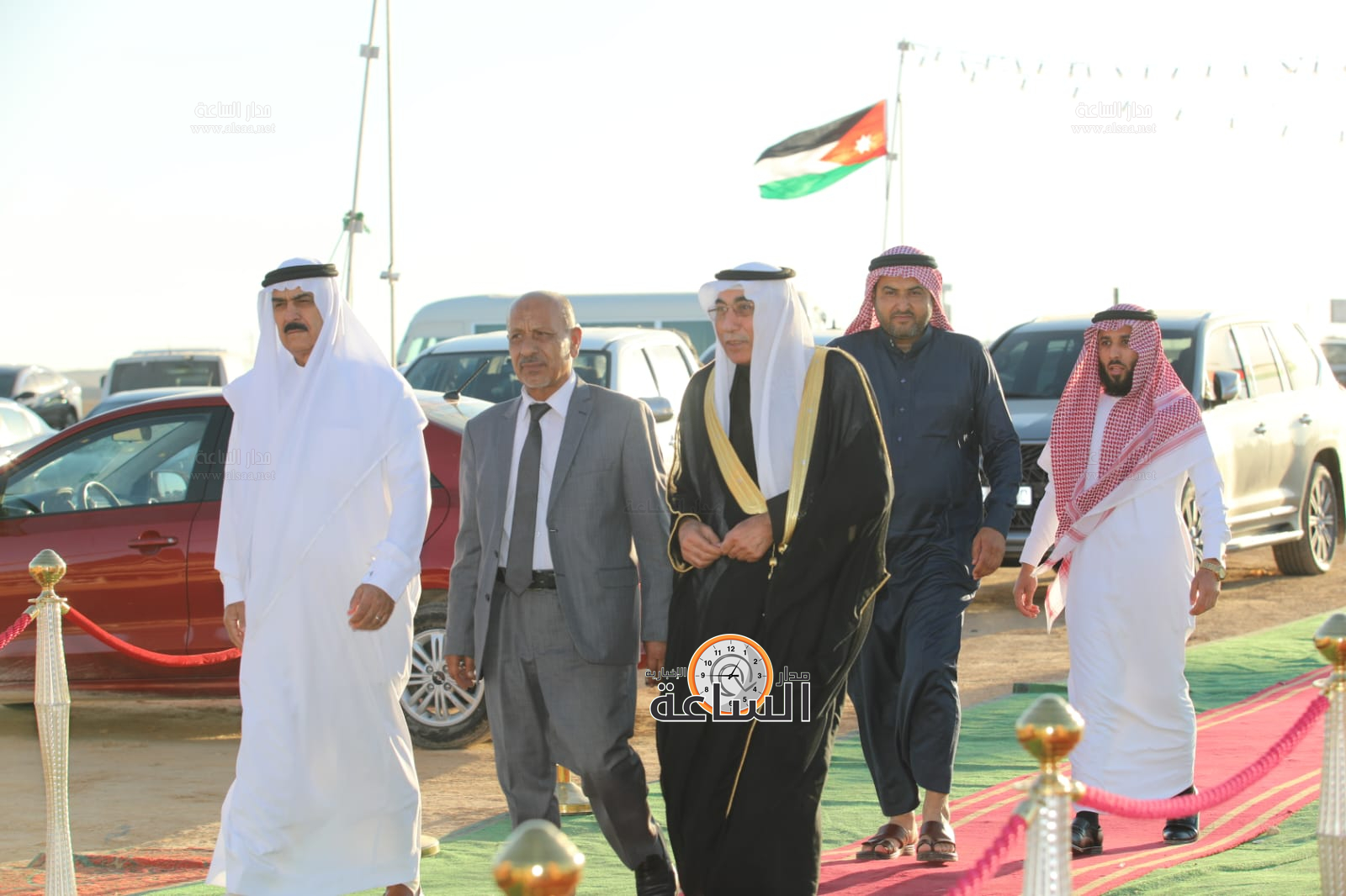 Madar Al-Saa Images 0.9851209569150652