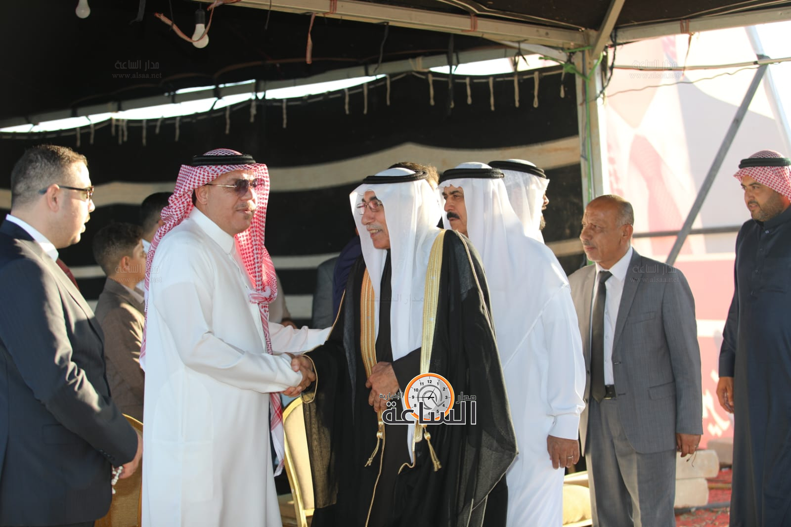 Madar Al-Saa Images 0.9853515941847792