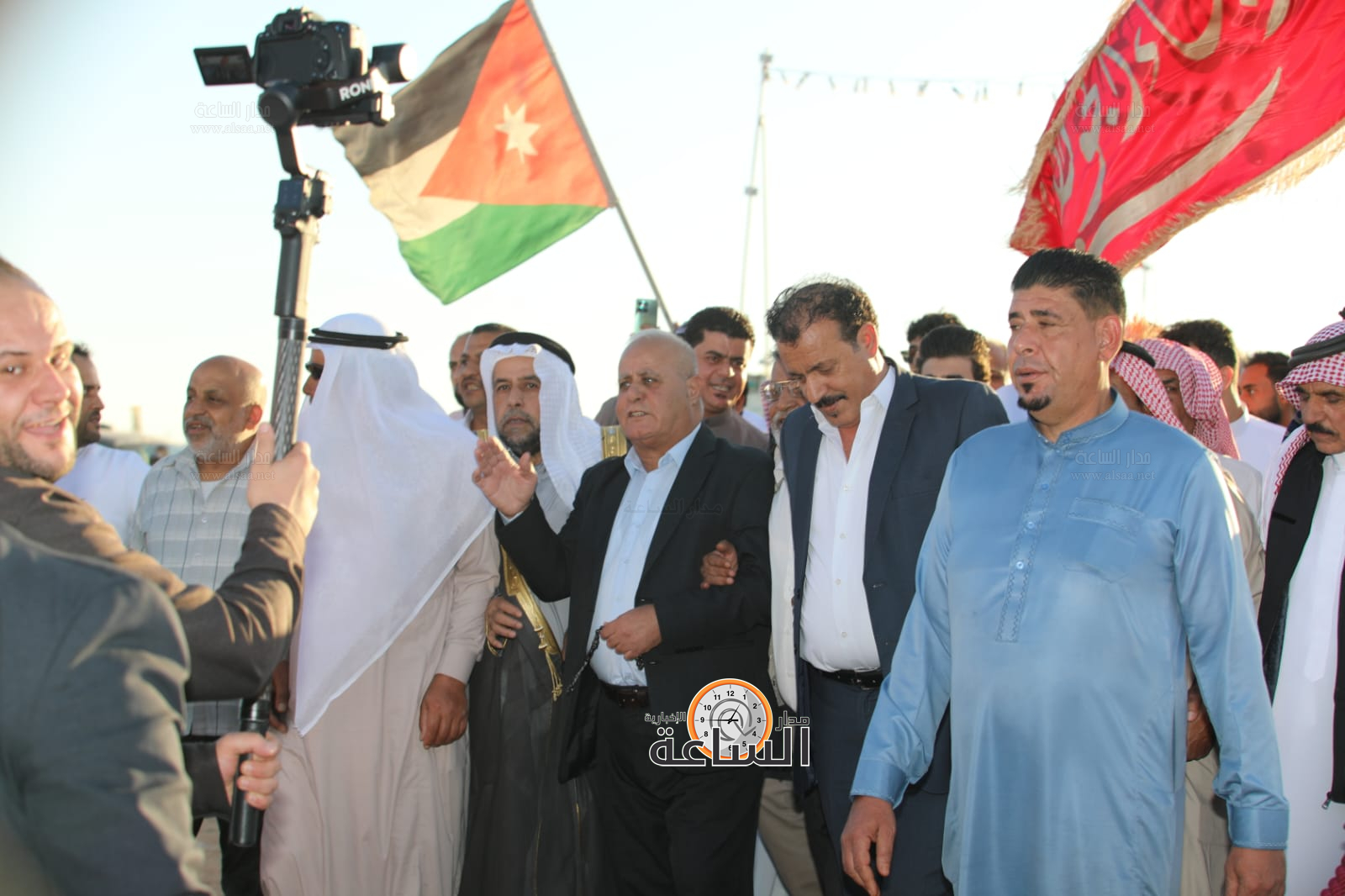 Madar Al-Saa Images 0.3953479895903873