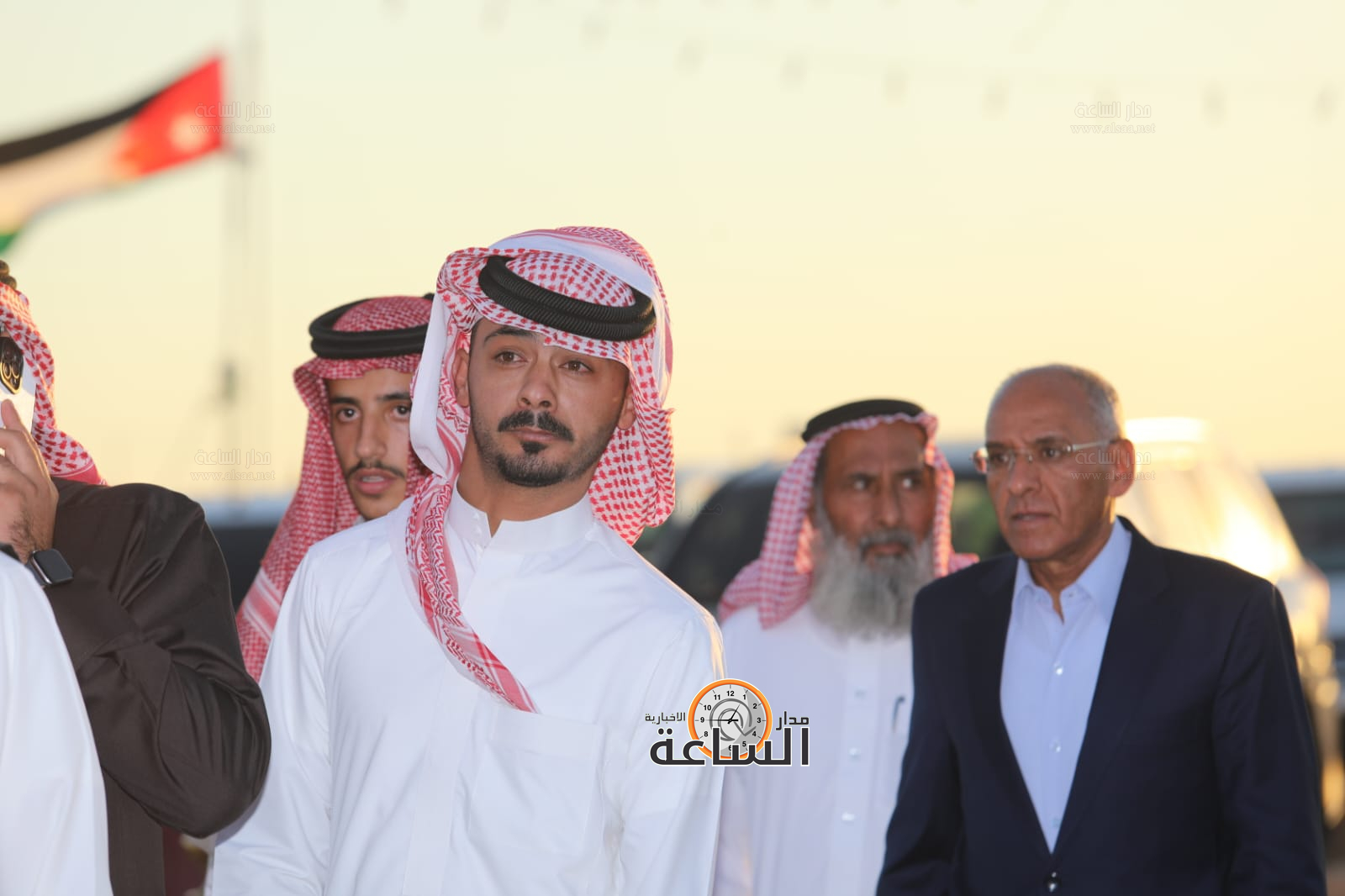 Madar Al-Saa Images 0.7532857240907835