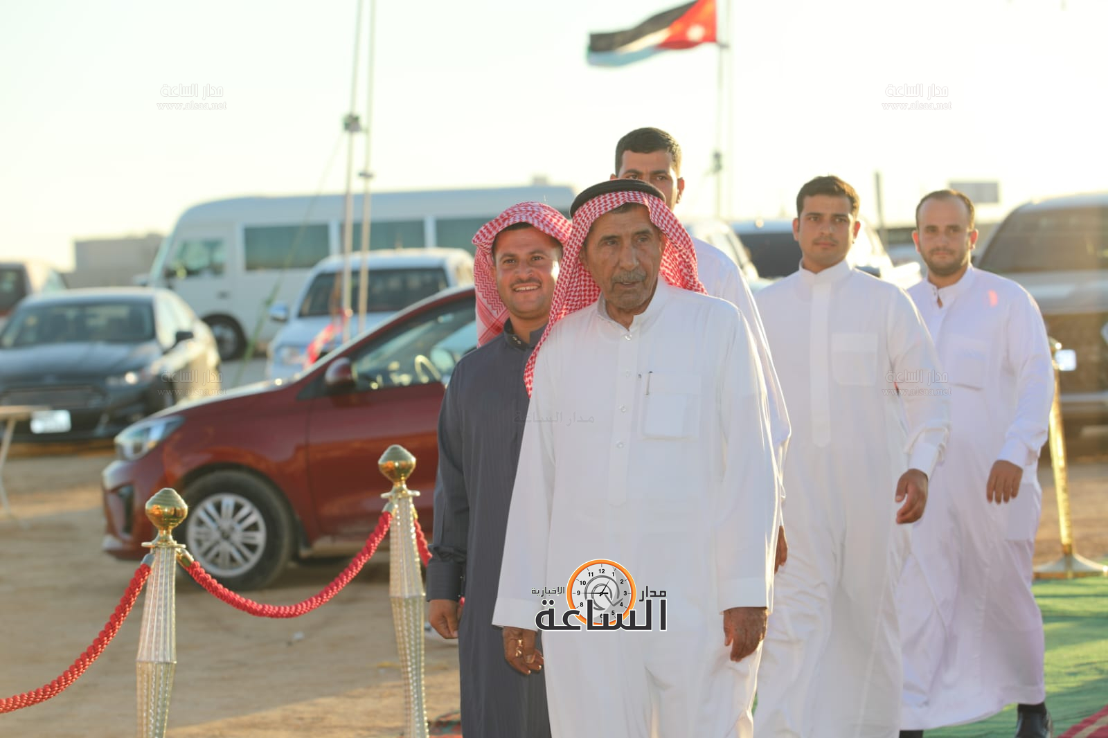 Madar Al-Saa Images 0.8627405298862112