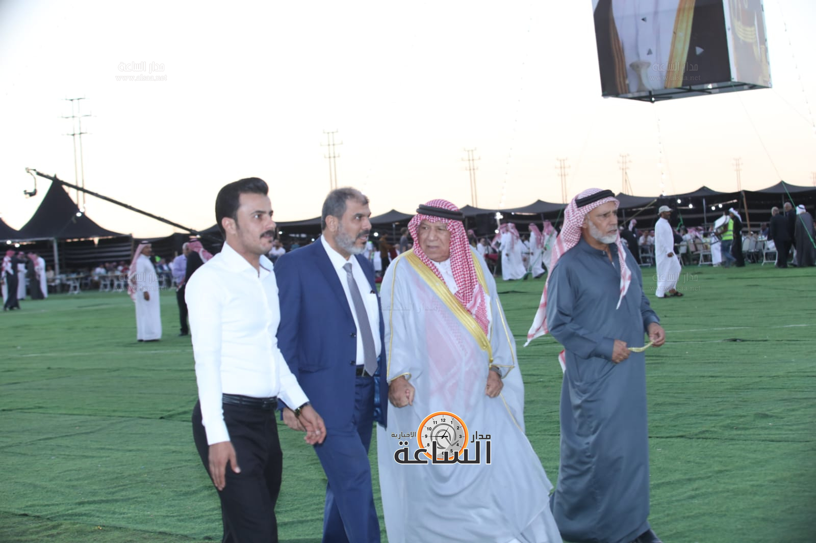 Madar Al-Saa Images 0.03749049286100714