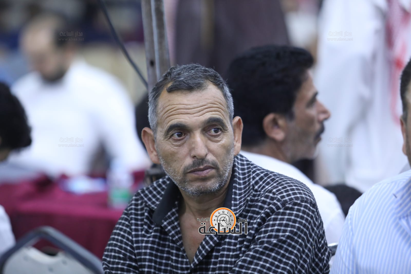 Madar Al-Saa Images 0.398922158639204