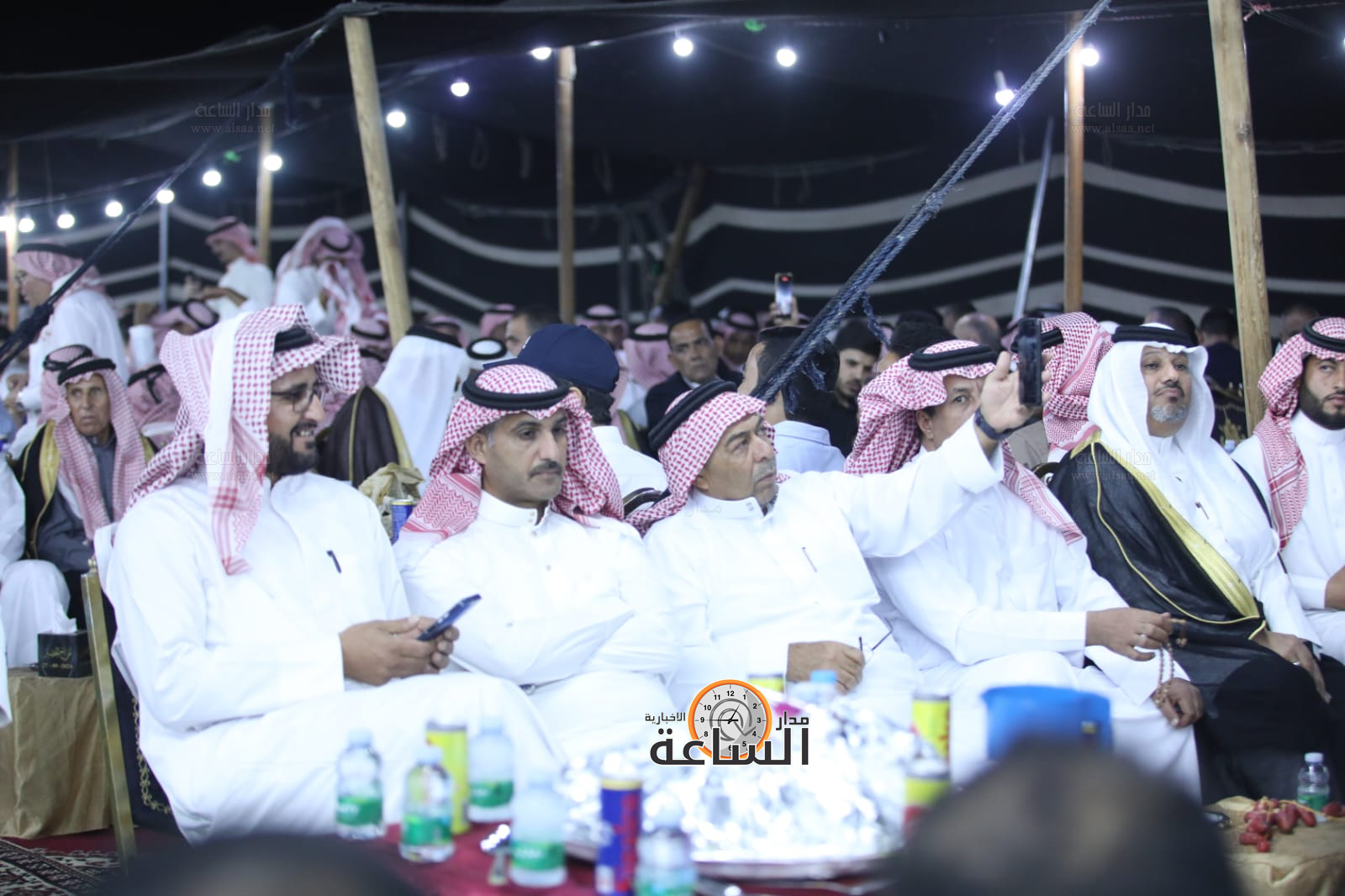 Madar Al-Saa Images 0.6847745151941211