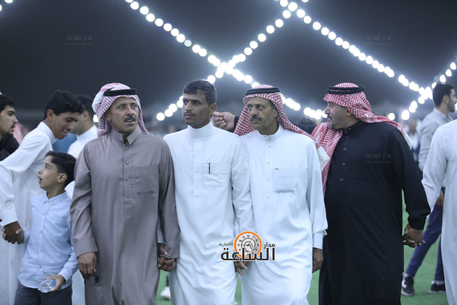 Madar Al-Saa Images 0.9714848219335128