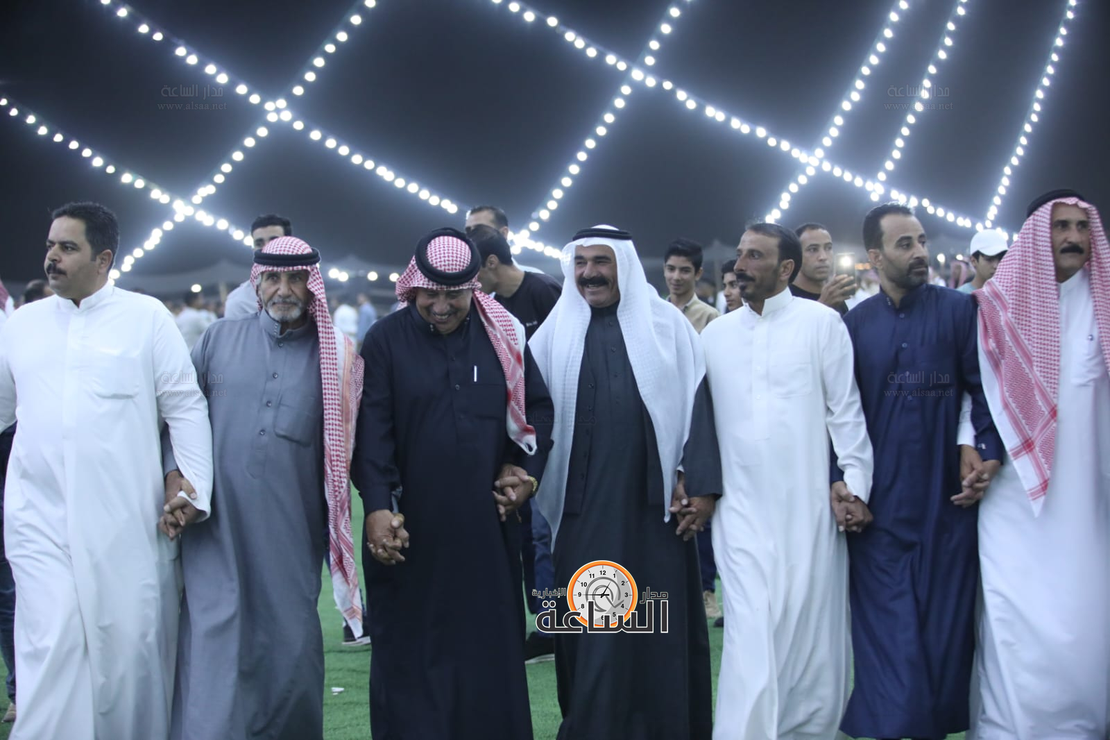 Madar Al-Saa Images 0.6105564540426978